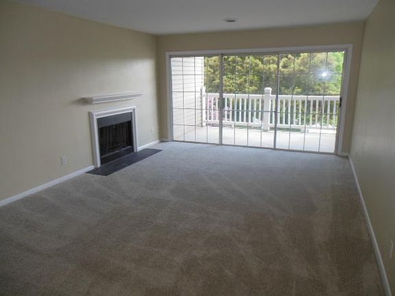 5th image of 3019 Winterberry Dr