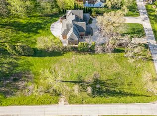 7703 Hamilton Ave, Burr Ridge, IL 60527