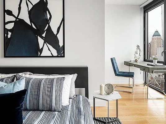 Rented by E Realty International Corp | media 20