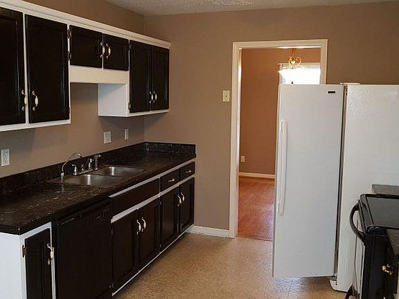2nd image of 3862 Marla Cir