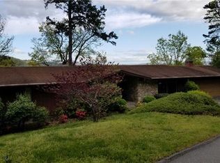 36 Beaverbrook Rd, Asheville, NC 28804