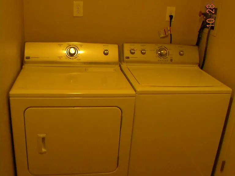 301 S Maple Ave — Photo 7