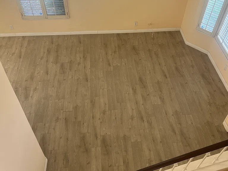 overlook from 2nd floor to living room