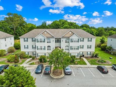 6112 Hedgecock Cir APT 3B, High Point, NC, 27265