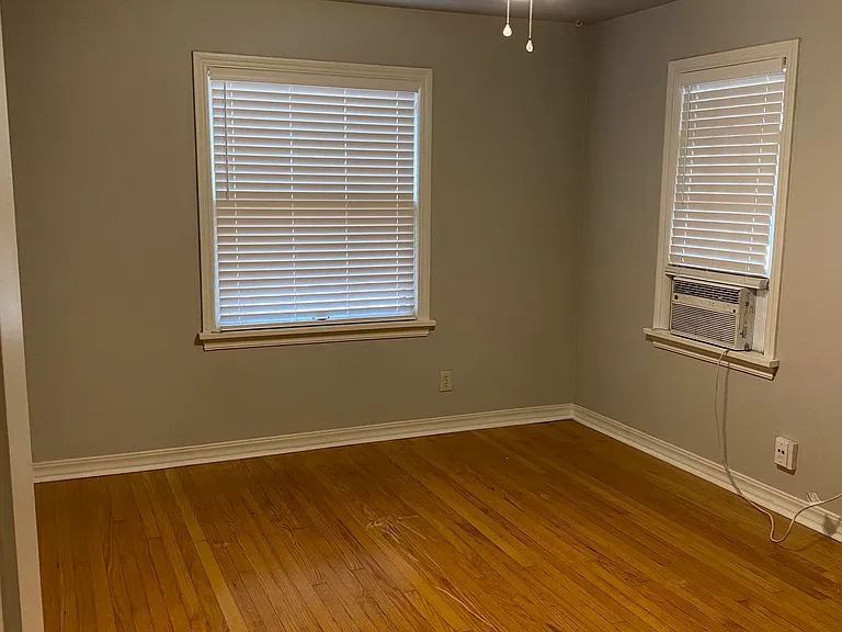 3716 N Shartel Ave — Photo 10