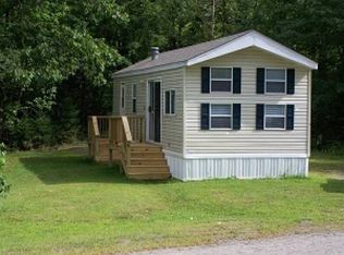 67 Pine Ridge Rd, Windsor, ME 04363