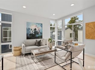 9713 B 4th Ave NW, Seattle, WA 98117