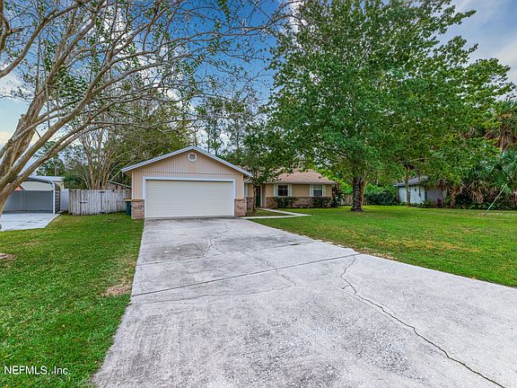 3rd image of 12265 GOVERNORS Drive E