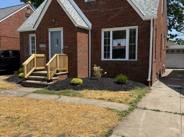 17317 Tarrymore Rd, Cleveland, OH 44119