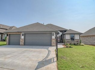 4704 Bermuda Dr, Mustang, OK 73064