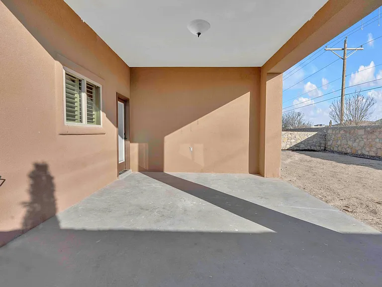 14540 Randall Cunningham — Photo 31