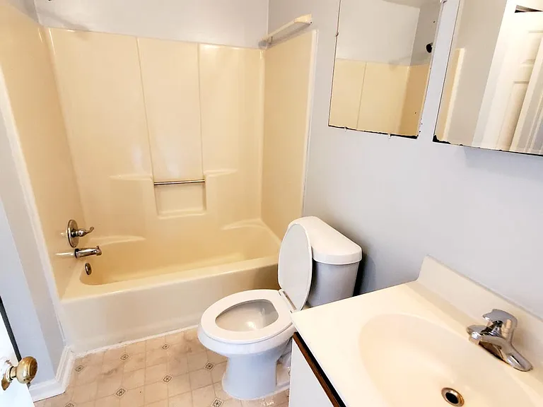 16 Craftsman Ct — Photo 23