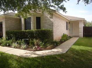 902 Fenway Park Ct, Round Rock, TX 78665
