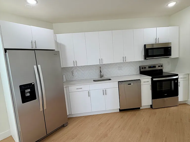 4212 Lancaster Ave #202 — Photo 23