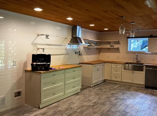 6734 Boy Scout Rd NE #A, Mineral City, OH 44656