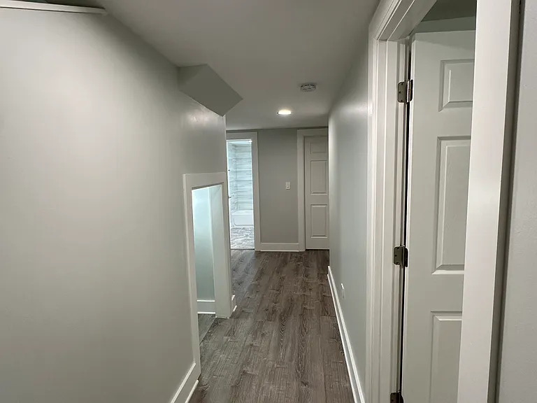 2440 W Iowa St #1F — Photo 14