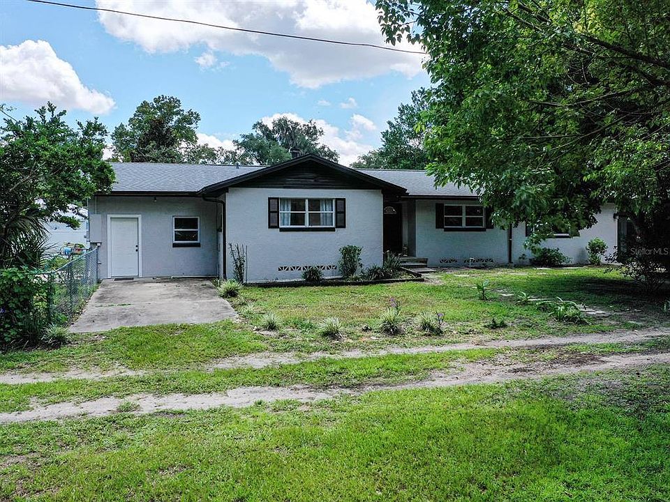 1st image of 1950 Oak Ln