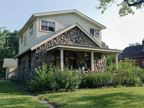 3301 Packard Rd, Ann Arbor, MI 48104