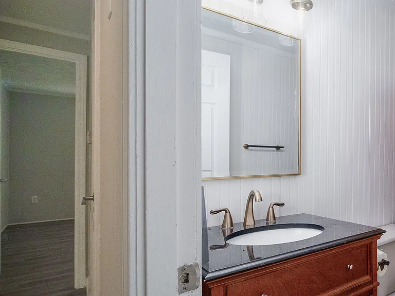 2017 Redwood Cir — Photo 16