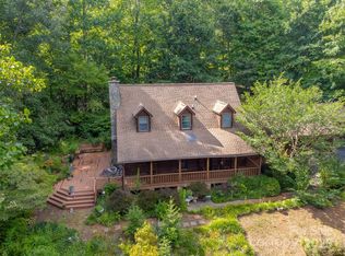 94 Sunray Ln, Sylva, NC 28779