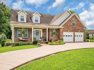811 Hicks Rd, Dickson, TN 37055
