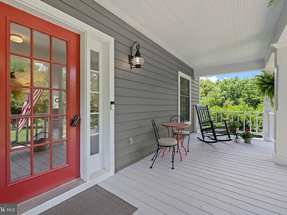 3rd image of 40839 Browns Ln