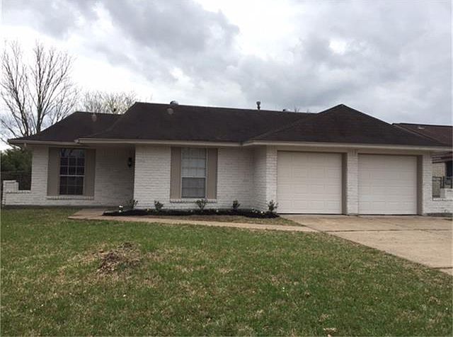 1st image of 2139 Twinbrooke Dr