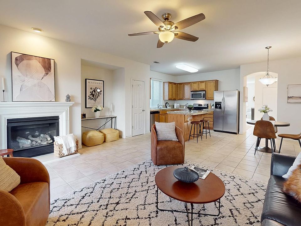 1st image of 1920 Indiana St