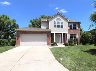 8224 Spring Leaf Lake Dr, Cincinnati, OH 45247