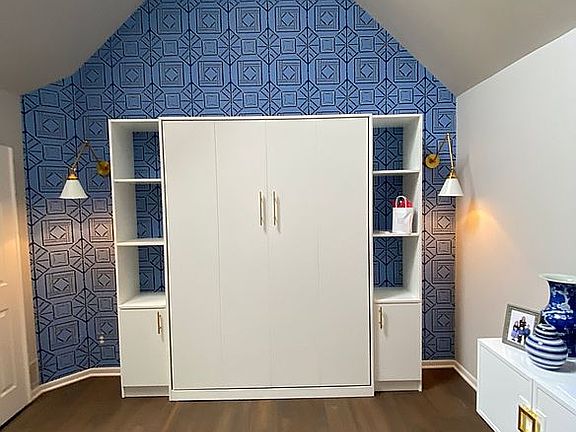 Bedroom Murphy Bed