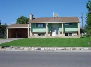 3419 S Bluff Rd, Syracuse, UT 84075