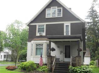 10 Perry St, Auburn, NY 13021