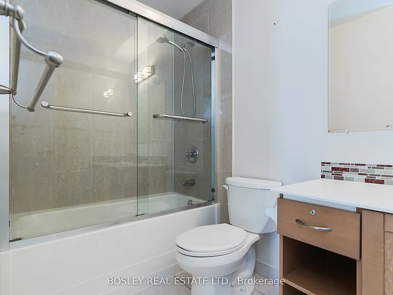 220 Victoria St #803 — Photo 16
