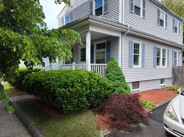 165 Jastram St, Providence, RI 02908