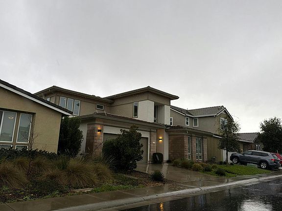 3rd image of 4040 Aura Way