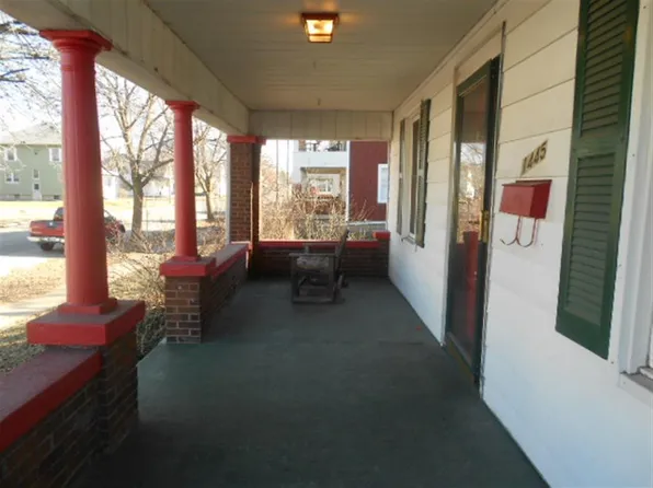 1445 Maple Ave, Terre Haute, IN 47804