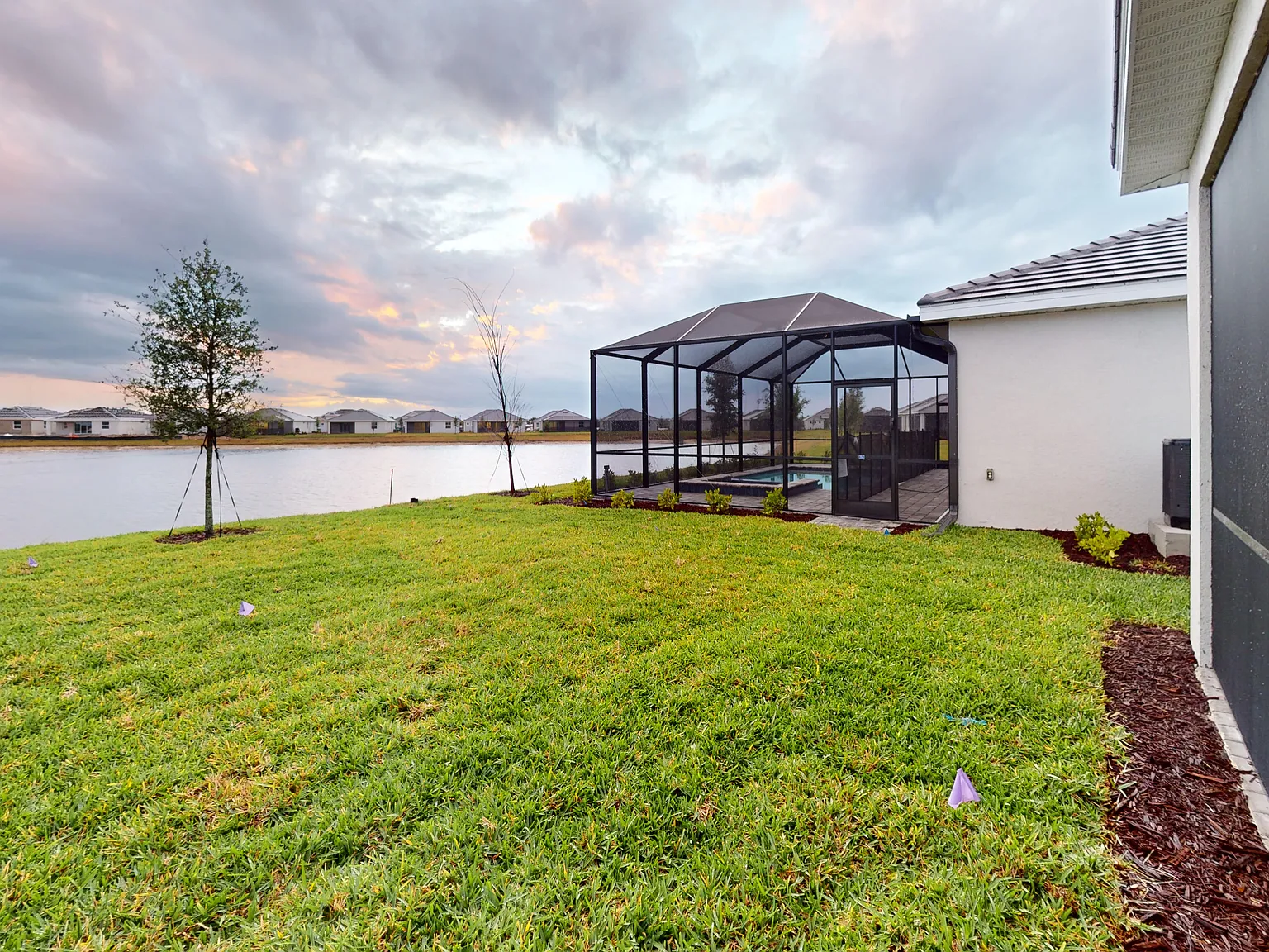 4 bed, 2032 sqft, $2,950 — Photo 3