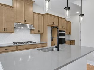 3885 Sunburst Ln, Cumming, GA 30028