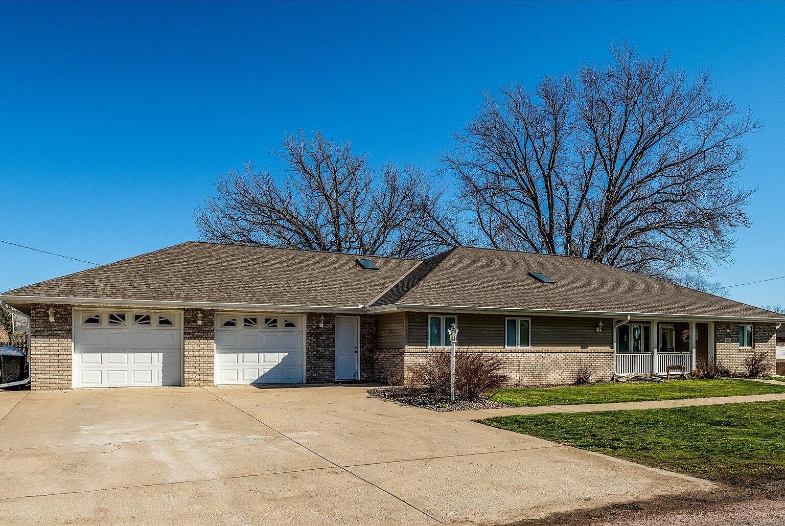 307 Chestnut St, Mondamin, IA 51557 Zillow