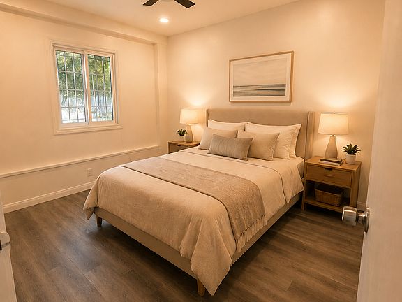 Large 1 bedroom easily fits Queen size bed

Virtually staged