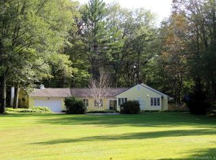 78 Barbourtown Rd, Collinsville, CT 06019