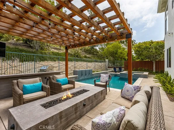 23 Calle Cabrillo, Foothill Ranch, CA 92610