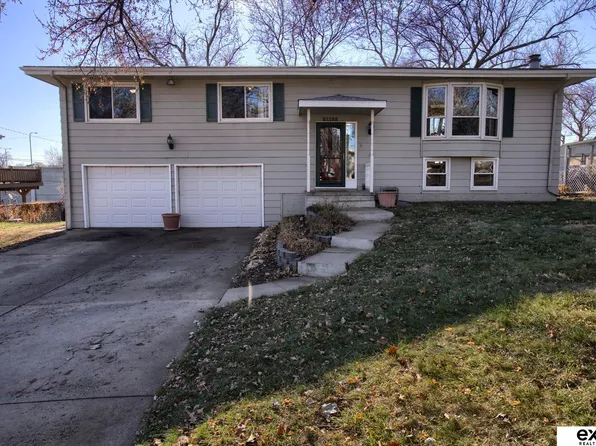 10511 Hansen Ave, Omaha, NE 68124