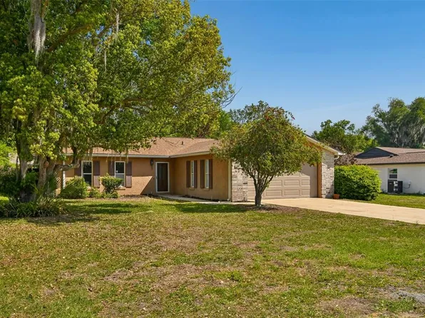 13635 Berkshire Ct, Grand Island, FL 32735