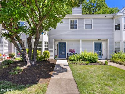 405 Hampton Court #15-4, Englishtown, NJ, 07726