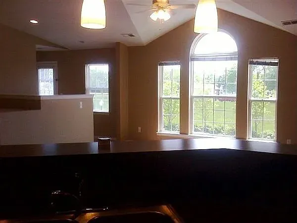 23920 Northstone Village Dr — Photo 8