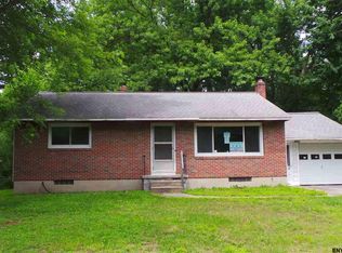 11 Stephen Rd, Glenville, NY 12302