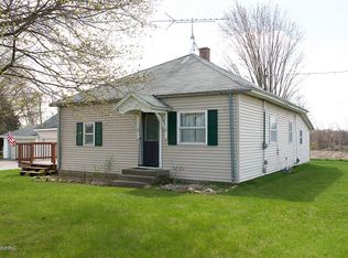 2555 7 Mile Rd, Remus, MI 49340