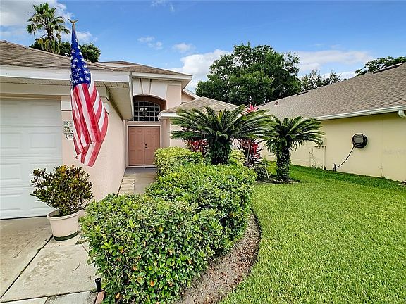 2nd image of 251 Easton Cir