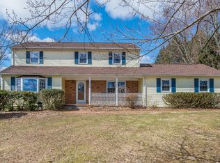 15 Melrose Dr, Chester, NJ 07930